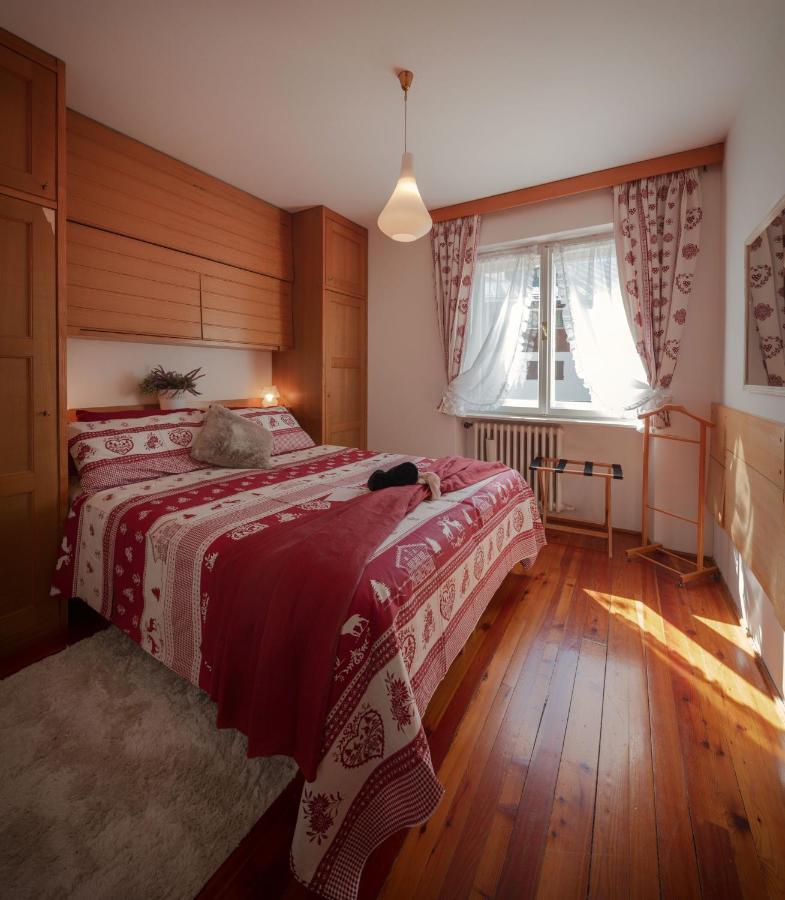Cortina-House Apartment Cortina d'Ampezzo Bagian luar foto